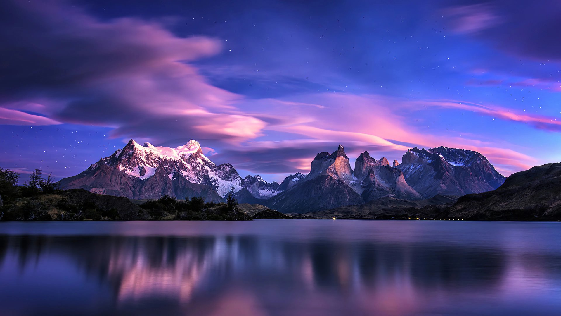 Lake and mountains surrounded by nature